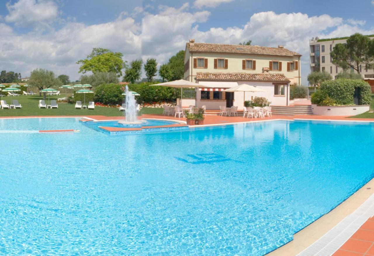 Hotel Federico II Iesi Exterior photo